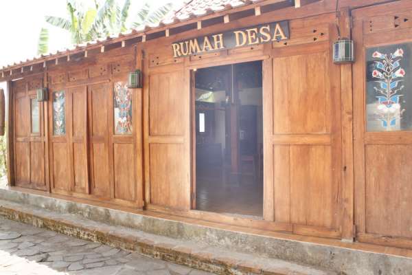 Rumah Desa Gondang Legi