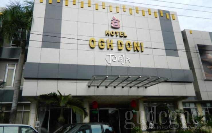 Yogya Plaza / OGH Doni