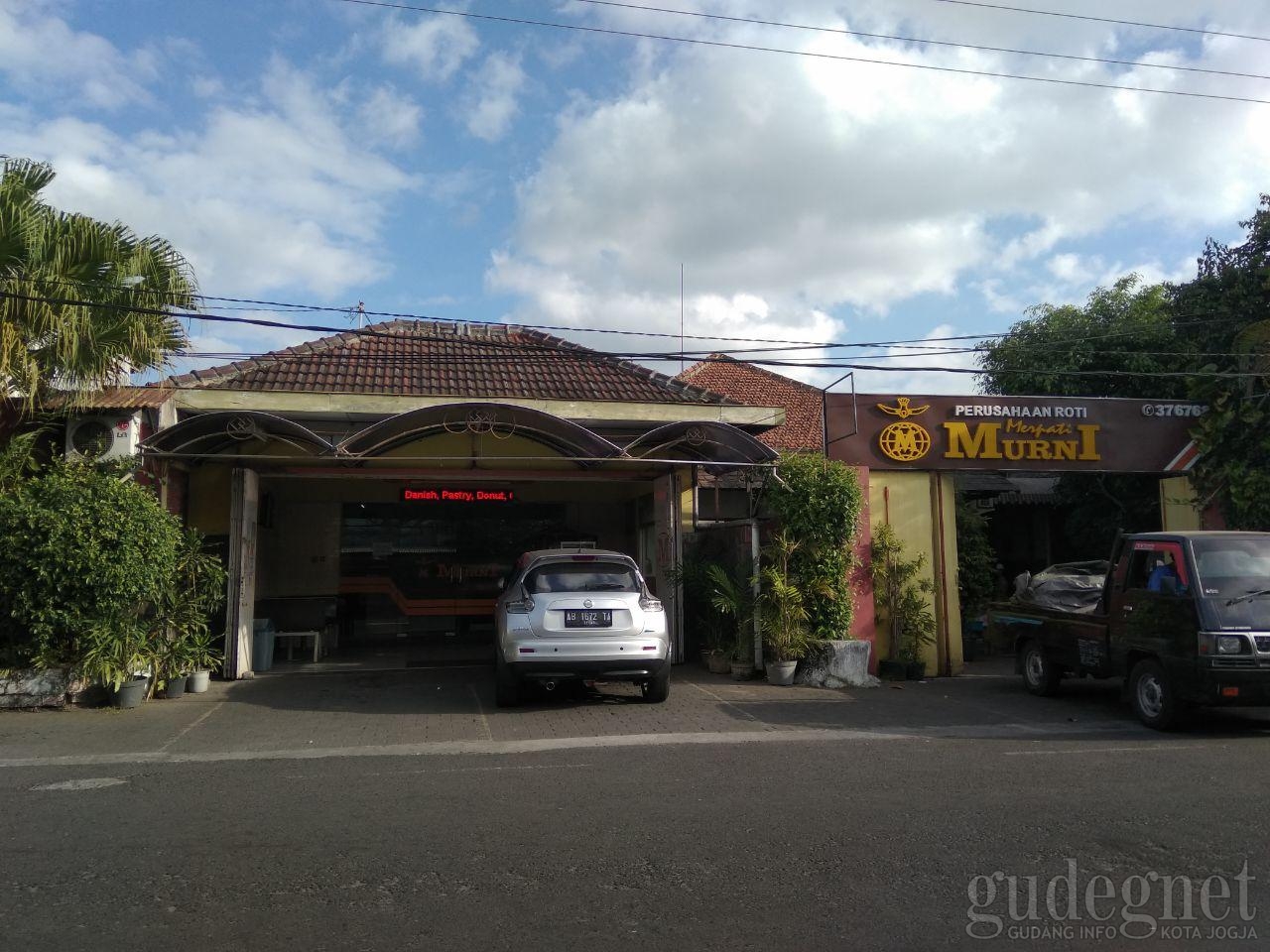 Toko Roti Murni 