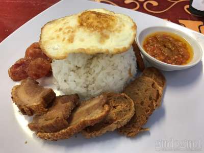 Bigul 22 Resto (Menu Serba Babi)