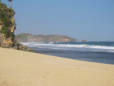 Pantai Sepanjang - Kuta Kedua dari Yogyakarta