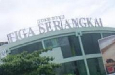 Toko Tiga Serangkai
