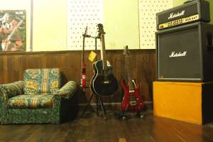 Alat musik yang baru dan terjaga kualitasnya 