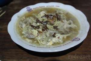 Bakmi Kuah yang segar dan kuahnya ringan 