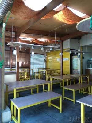 Suasana_Loving Hut_Moses