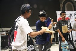 Owner Starcross Tak Sangka Peserta Skate Board Sampai Ternate Owner Starcross Tak Sangka Peserta Skate Board Sampai Ternate
