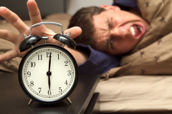 5 Cara Agar Tidak Telat Sahur 5 Cara Agar Tidak Telat Sahur
