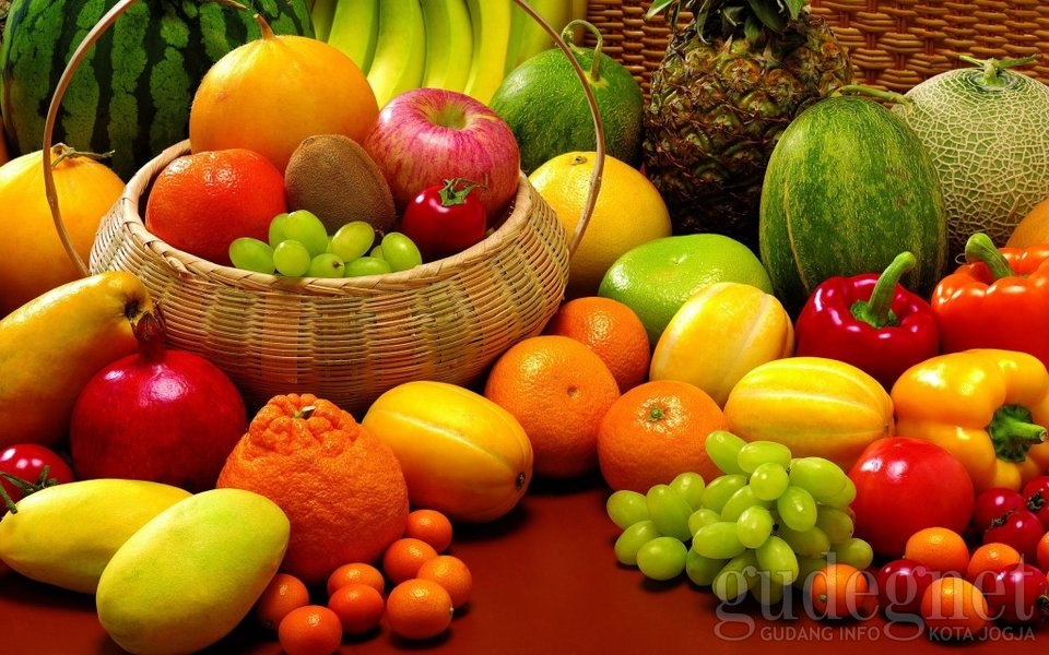 3 Buah Ini Ternyata Bisa Membuat Kulitmu Seger 3 Buah Ini Ternyata Bisa Membuat Kulitmu Seger
