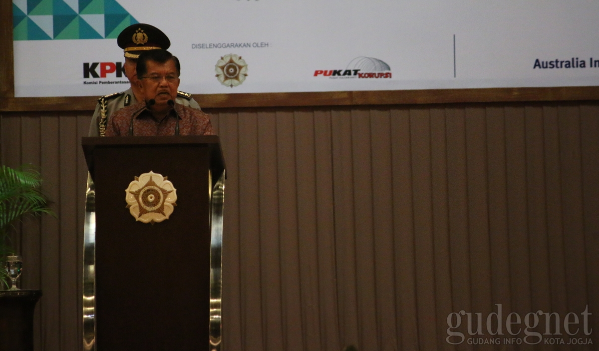 Momentum Sumpah Pemuda, Lawan Korupsi Harus Diperjuangkan Momentum Sumpah Pemuda, Lawan Korupsi Harus Diperjuangkan