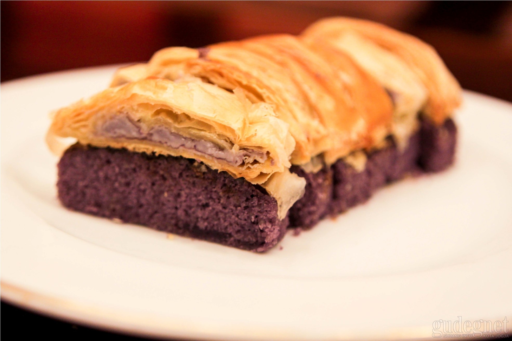 Jogja Scrummy, Paduan Unik Brownies dan Pastry