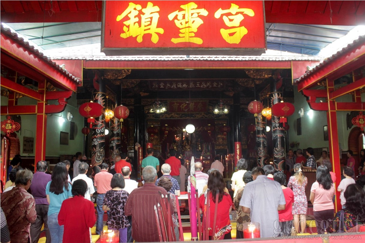 Klenteng Tjen Ling Kiong, Klenteng dengan Akulturasi Budaya Klenteng Tjen Ling Kiong, Klenteng dengan Akulturasi Budaya