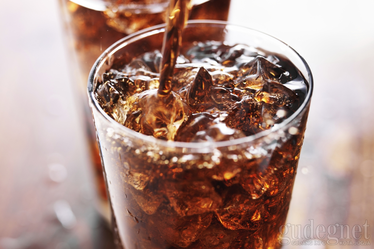 5 Kegunaan Soda yang Belum Kamu Tahu 5 Kegunaan Soda yang Belum Kamu Tahu
