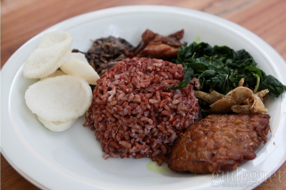Uma Dapur Indonesia, Hidangan Bernuansa Lokal di Tengah Kota Jogja Uma Dapur Indonesia, Hidangan Bernuansa Lokal di Tengah Kota Jogja