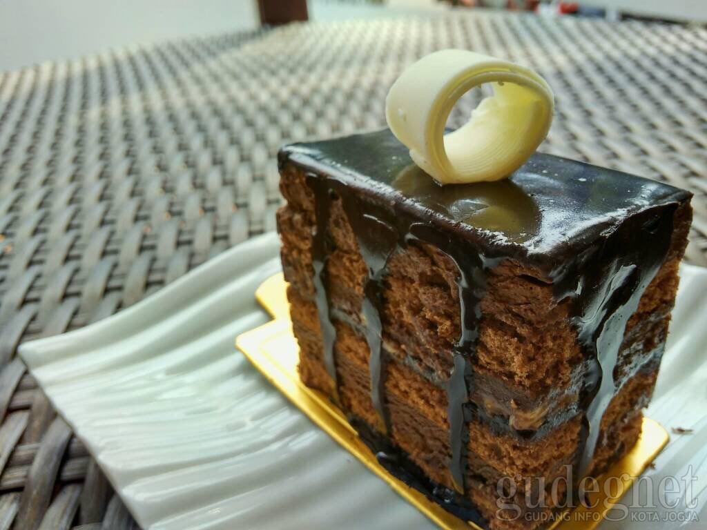 4 Manfaat Konsumsi Coklat 4 Manfaat Konsumsi Coklat