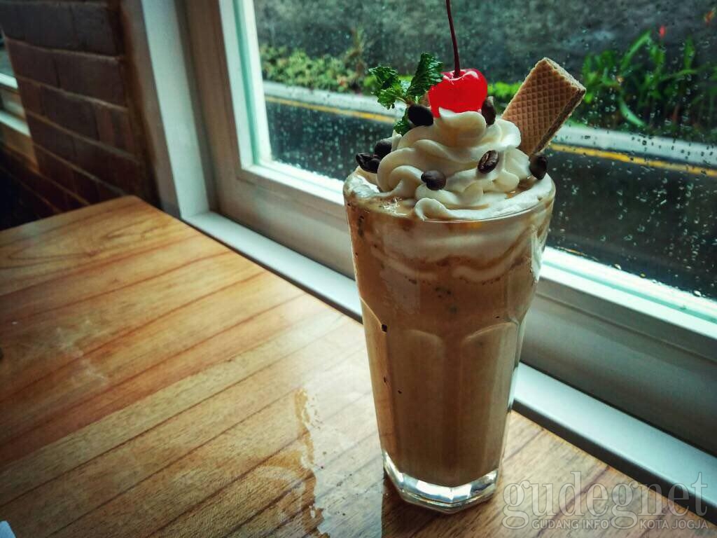 Tips Minum Kopi di Bulan Puasa Tips Minum Kopi di Bulan Puasa
