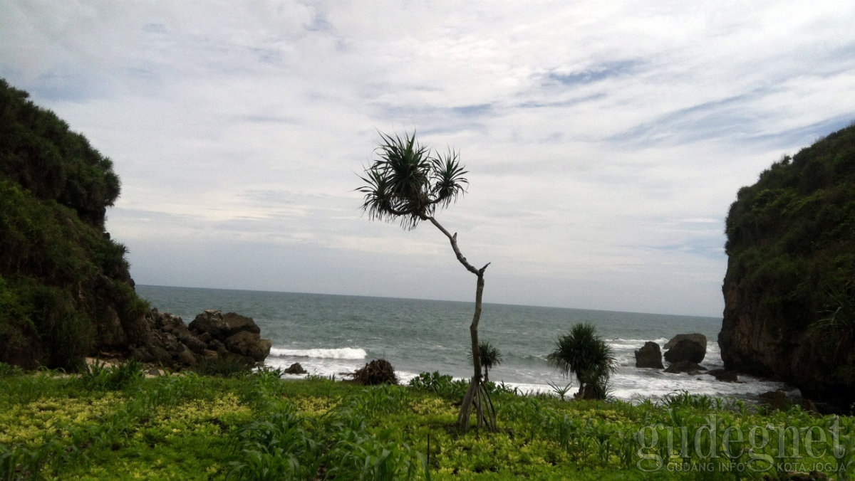 7 Pantai Hitz Versi Gudegnet Ini Cocok Buat Liburan 7 Pantai Hitz Versi Gudegnet Ini Cocok Buat Liburan