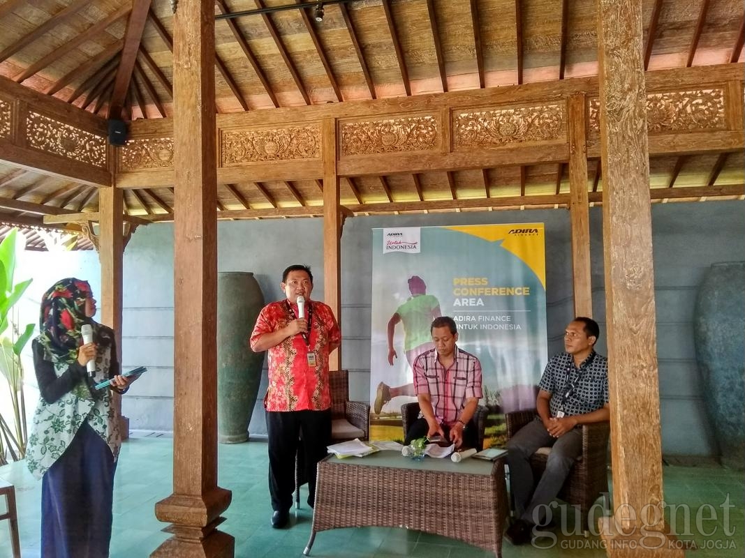 Ngevlog Berhadiah Liburan Bersama Adira Finance Ngevlog Berhadiah Liburan Bersama Adira Finance