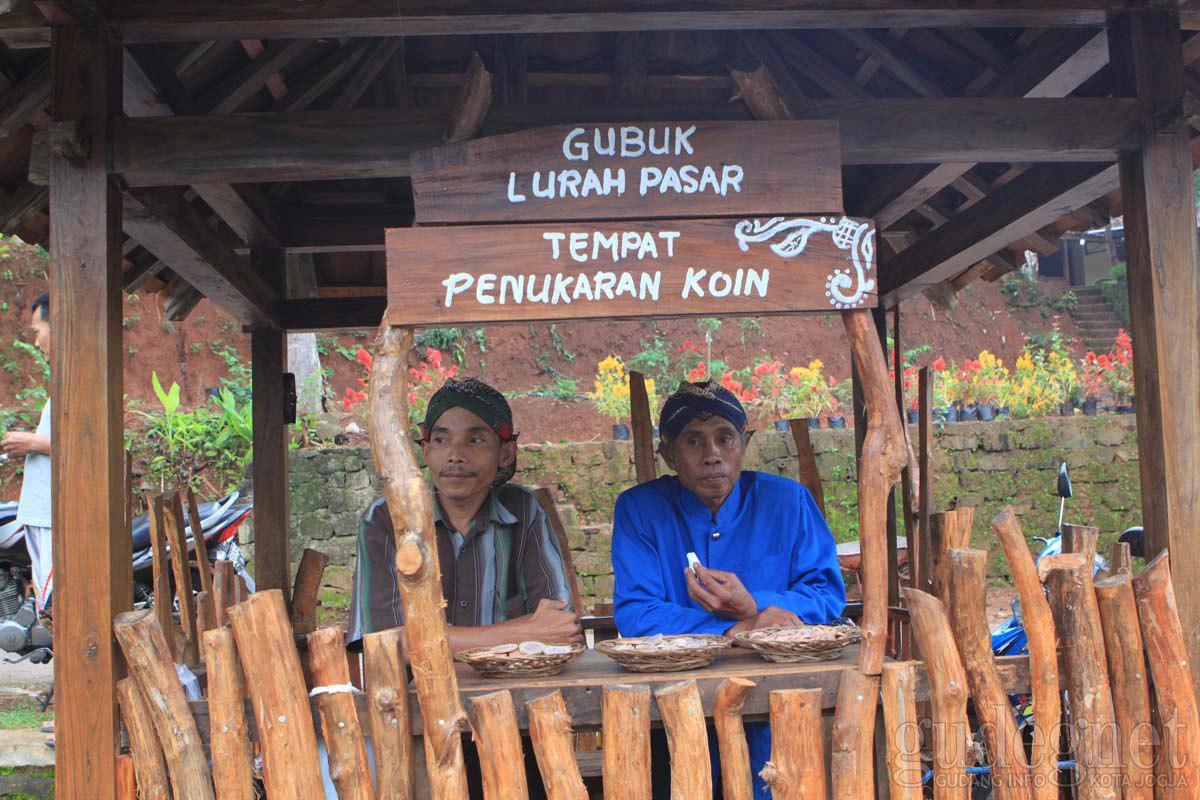 Kuliner Ndeso di Pasar Kaki Langit Mangunan Kuliner Ndeso di Pasar Kaki Langit Mangunan