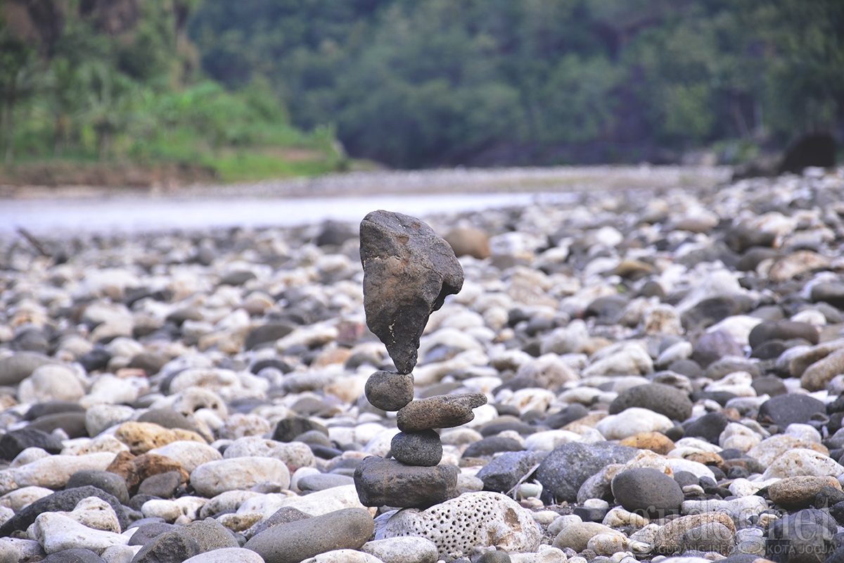 Mengenal Lebih Dekat Komunitas Rock Balancing Mengenal Lebih Dekat Komunitas Rock Balancing
