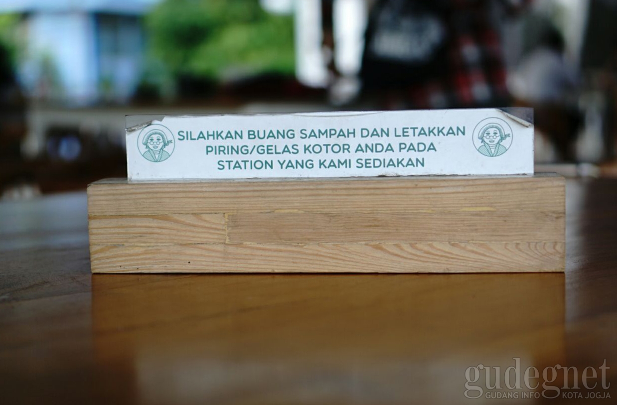 Belajar Bertanggung Jawab Ala Raminten's Kitchen Jogja Belajar Bertanggung Jawab Ala Raminten's Kitchen Jogja