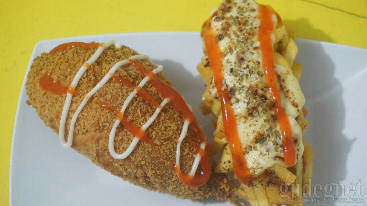 Corndogs Kitchenian, Camilan Obat Lapar Idola Corndogs Kitchenian, Camilan Obat Lapar Idola