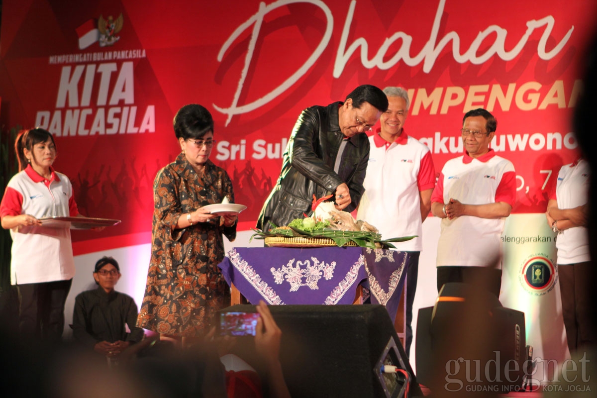 Sultan: Kekuatan Jogja Terletak pada Kebersamaan Sultan: Kekuatan Jogja Terletak pada Kebersamaan