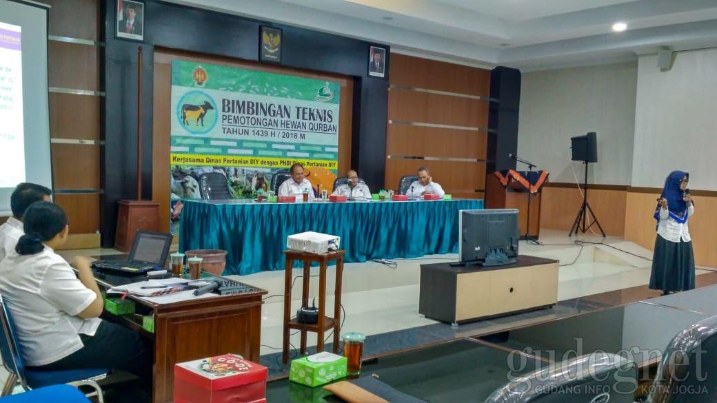Dinas Peternakan DIY Sosialisasikan Hewan Kurban Dinas Peternakan DIY Sosialisasikan Hewan Kurban