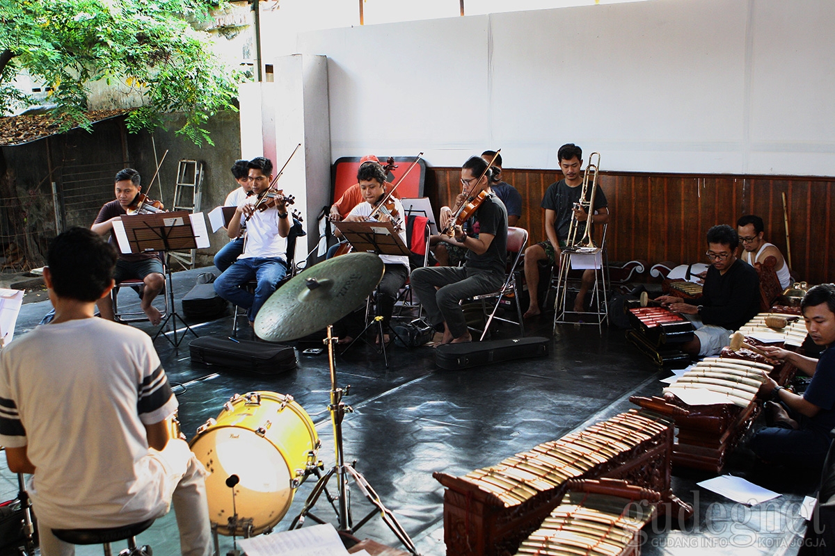 Gamelan Symphoni Hangatkan Mangunan Akhir Pekan ini Gamelan Symphoni Hangatkan Mangunan Akhir Pekan ini