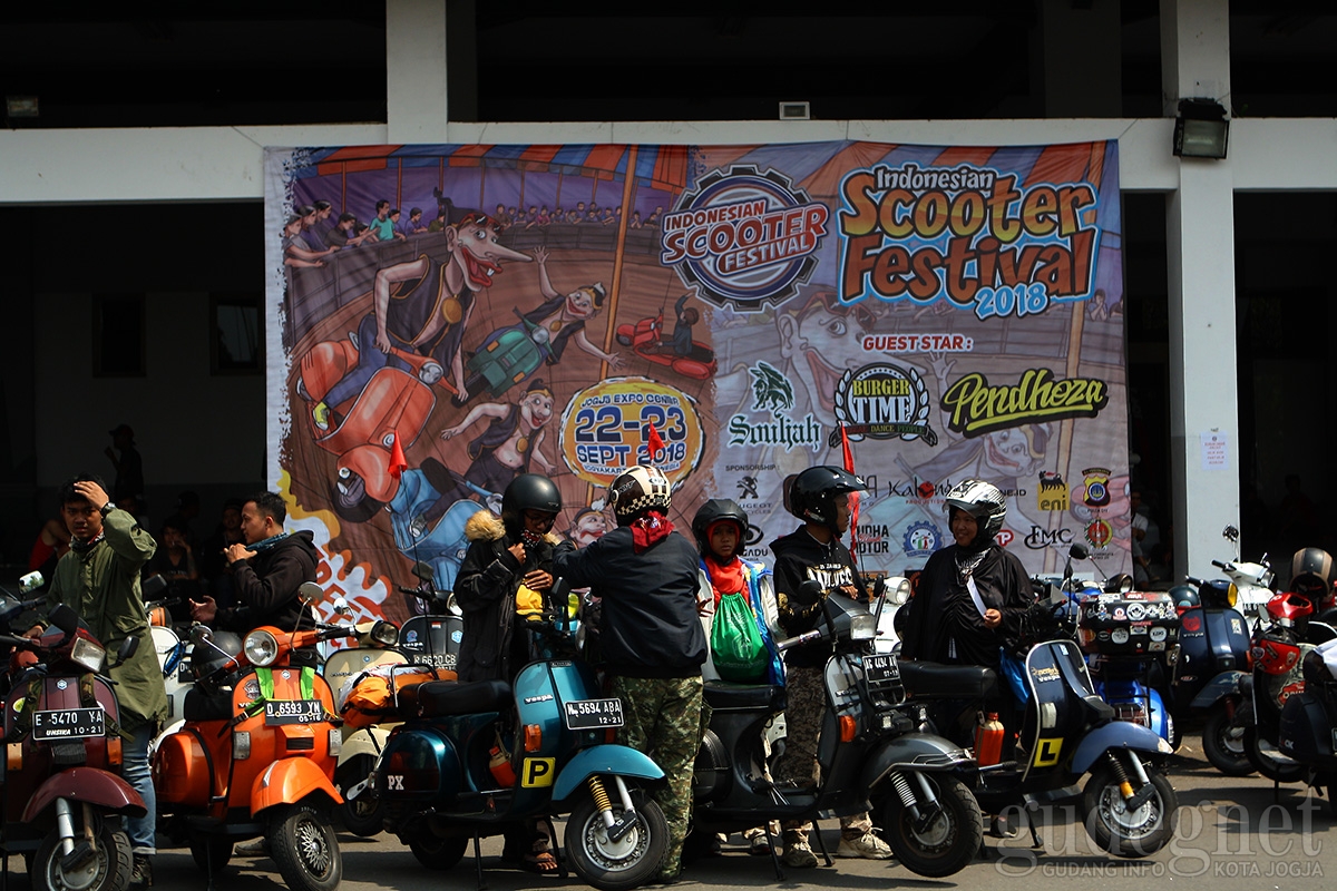 Scooter Mania Geruduk JEC Scooter Mania Geruduk JEC