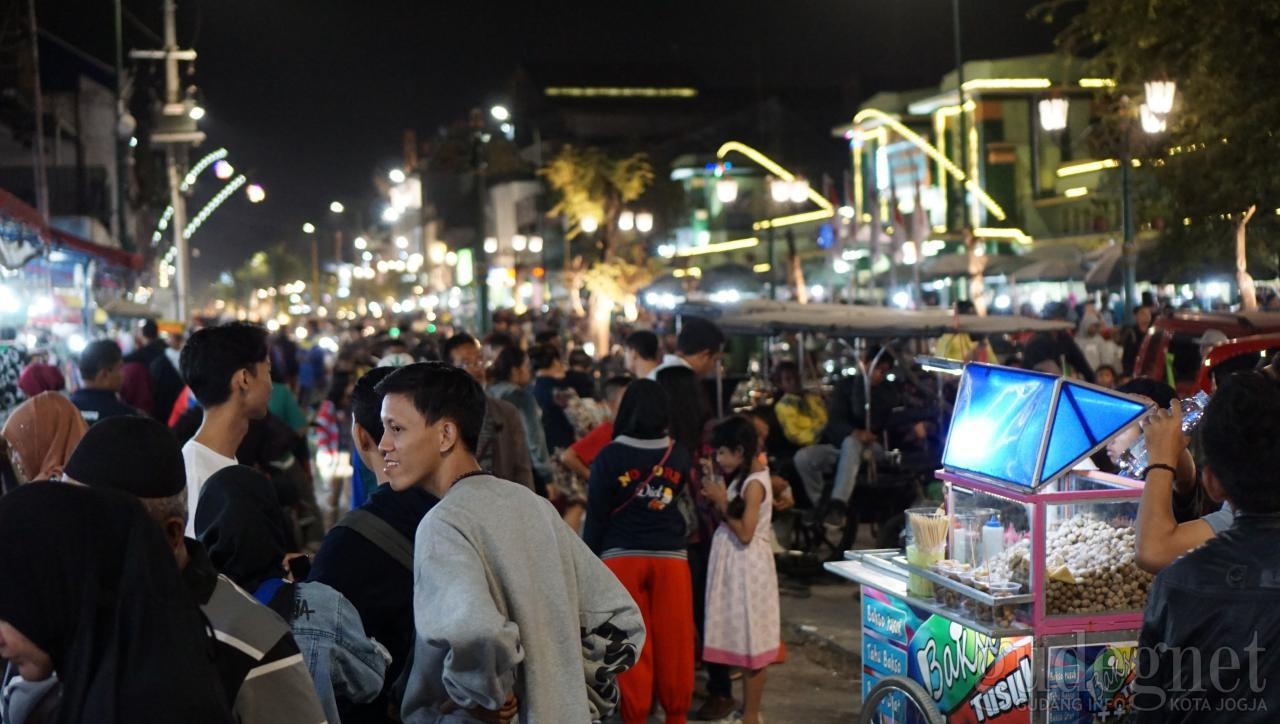 Malioboro Coffee Night 2018 Bagikan 26.200 Cup Kopi Malioboro Coffee Night 2018 Bagikan 26.200 Cup Kopi