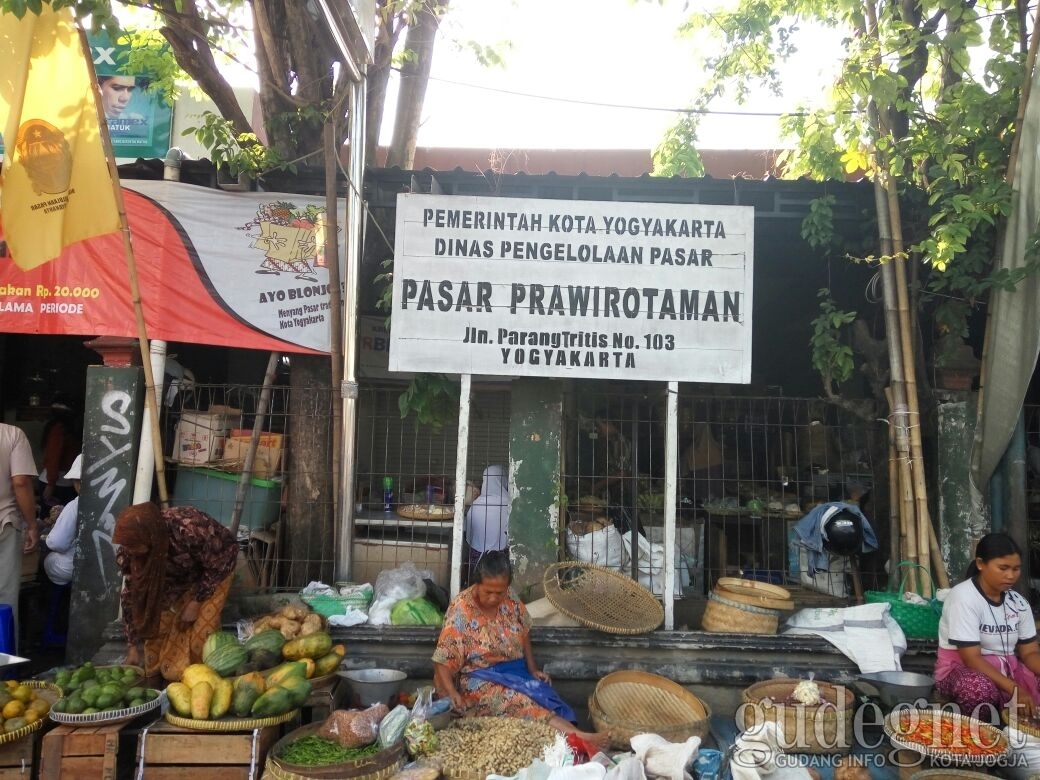 Revitalisasi Pasar Prawirotaman Serap Anggaran Hampir Rp 75 Miliar Revitalisasi Pasar Prawirotaman Serap Anggaran Hampir Rp 75 Miliar