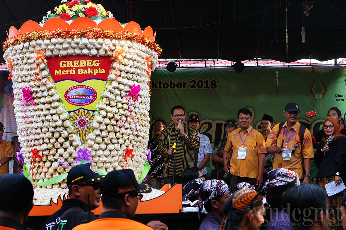 Wawali Yogyakarta : Bakpia Resmi Menjadi Warisan Budaya tak Benda Wawali Yogyakarta : Bakpia Resmi Menjadi Warisan Budaya tak Benda