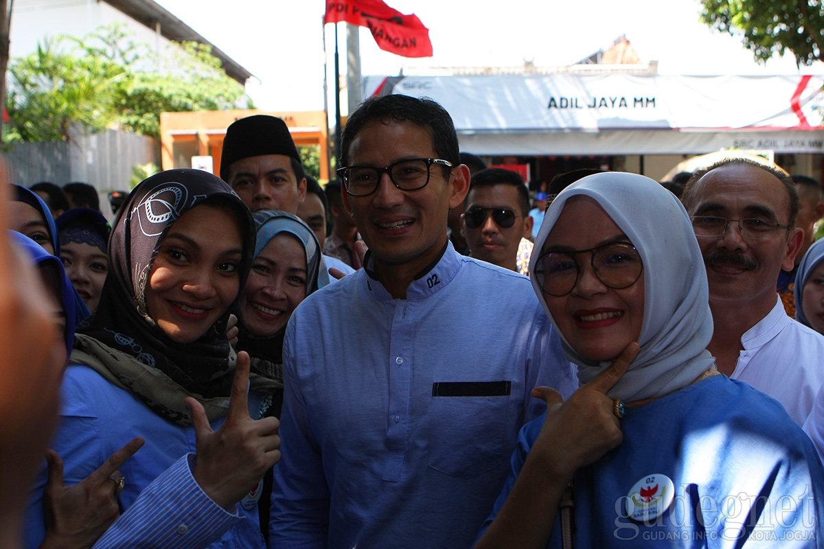 Launching UMKM Teh Wangi Klangenan dihadiri Cawapres Nomer 2 Launching UMKM Teh Wangi Klangenan dihadiri Cawapres Nomer 2