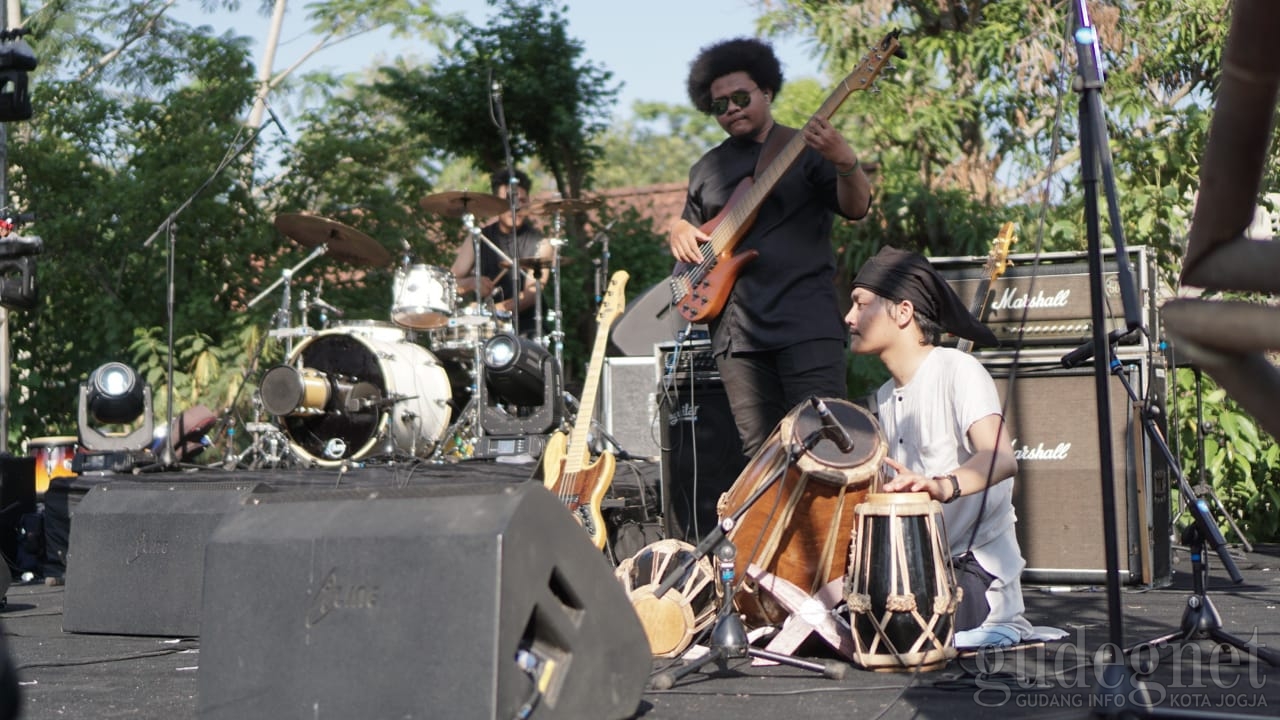 Ngayogjazz 2018, Penonton Semangat Saksikan Tricotado Ngayogjazz 2018, Penonton Semangat Saksikan Tricotado