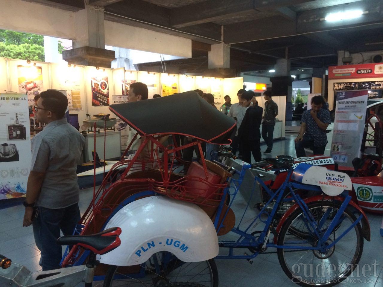 Becak Listrik Hingga Chemecar Dipajang di Pameran Teknologi FT UGM Becak Listrik Hingga Chemecar Dipajang di Pameran Teknologi FT UGM
