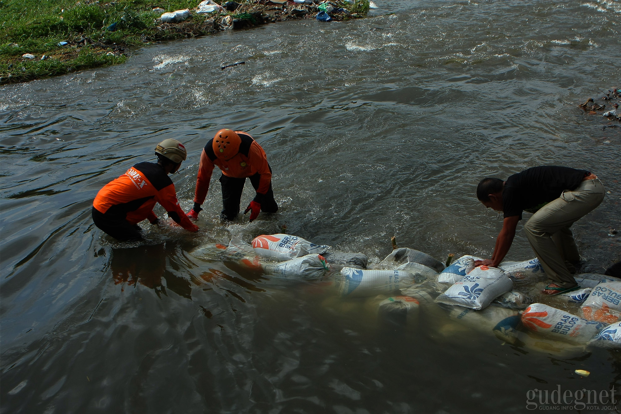 Musim Penghujan, Tiga Sungai Besar DIY Diawasi Ketat Musim Penghujan, Tiga Sungai Besar DIY Diawasi Ketat