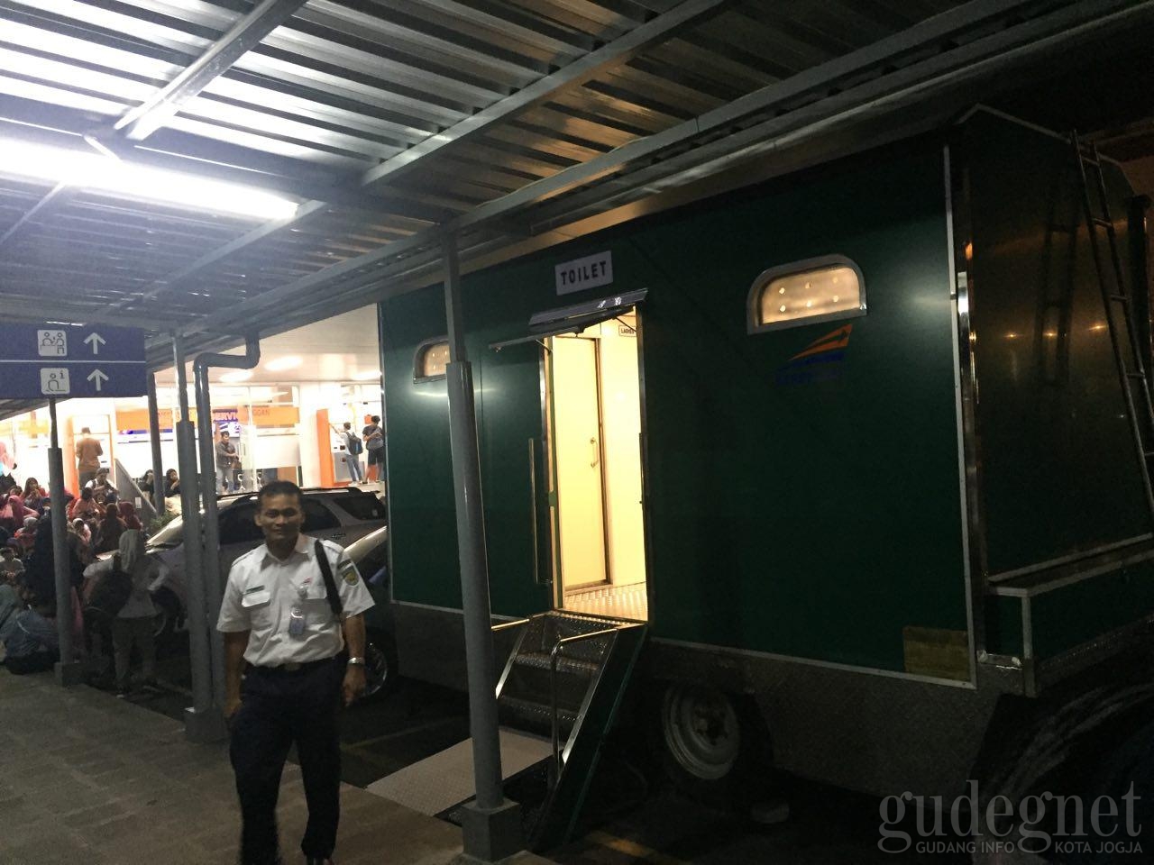 Toilet Portabel, Fasilitas Baru Stasiun Tugu Toilet Portabel, Fasilitas Baru Stasiun Tugu