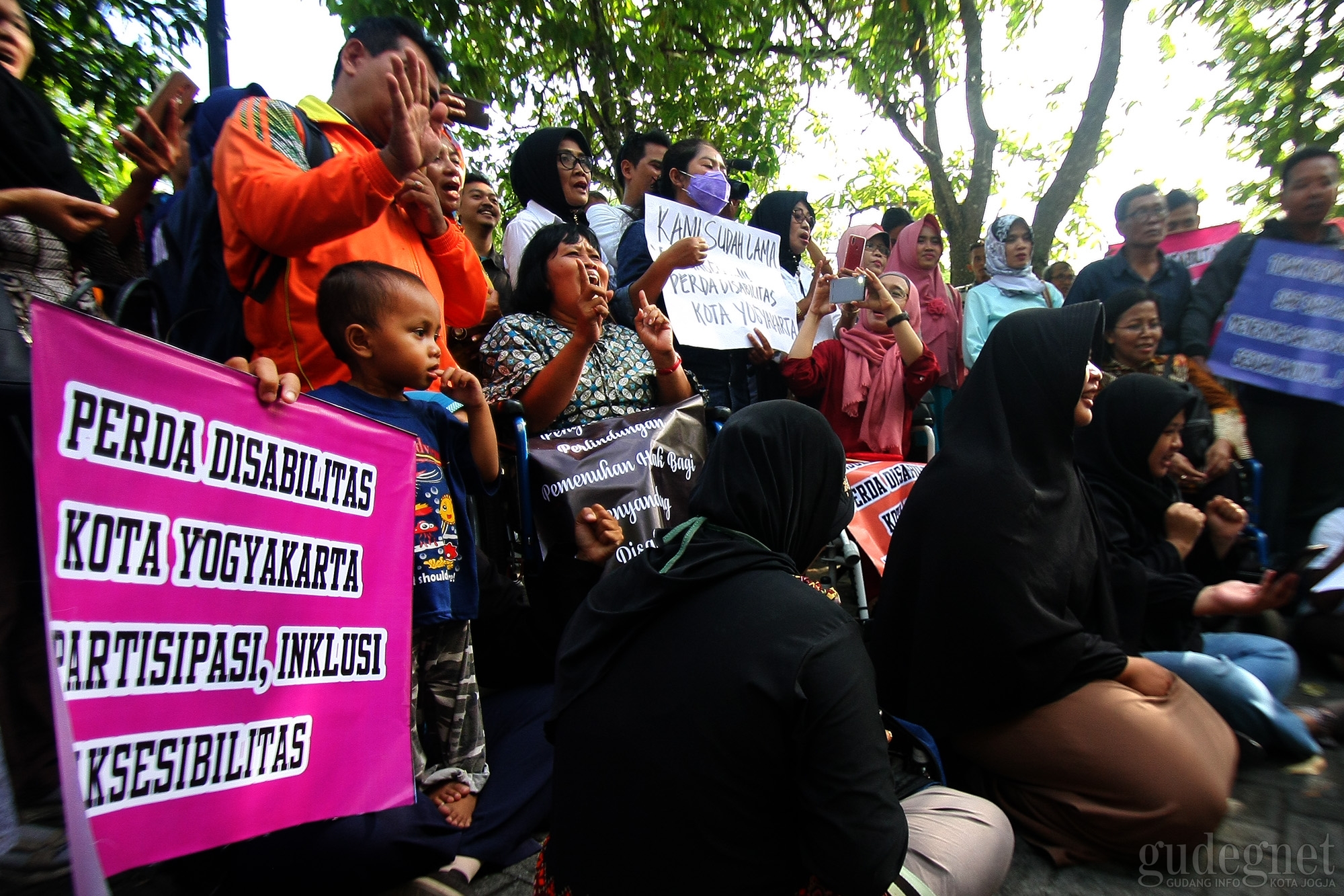 SAH....Kini Yogyakarta Miliki Perda Disabilitas SAH....Kini Yogyakarta Miliki Perda Disabilitas