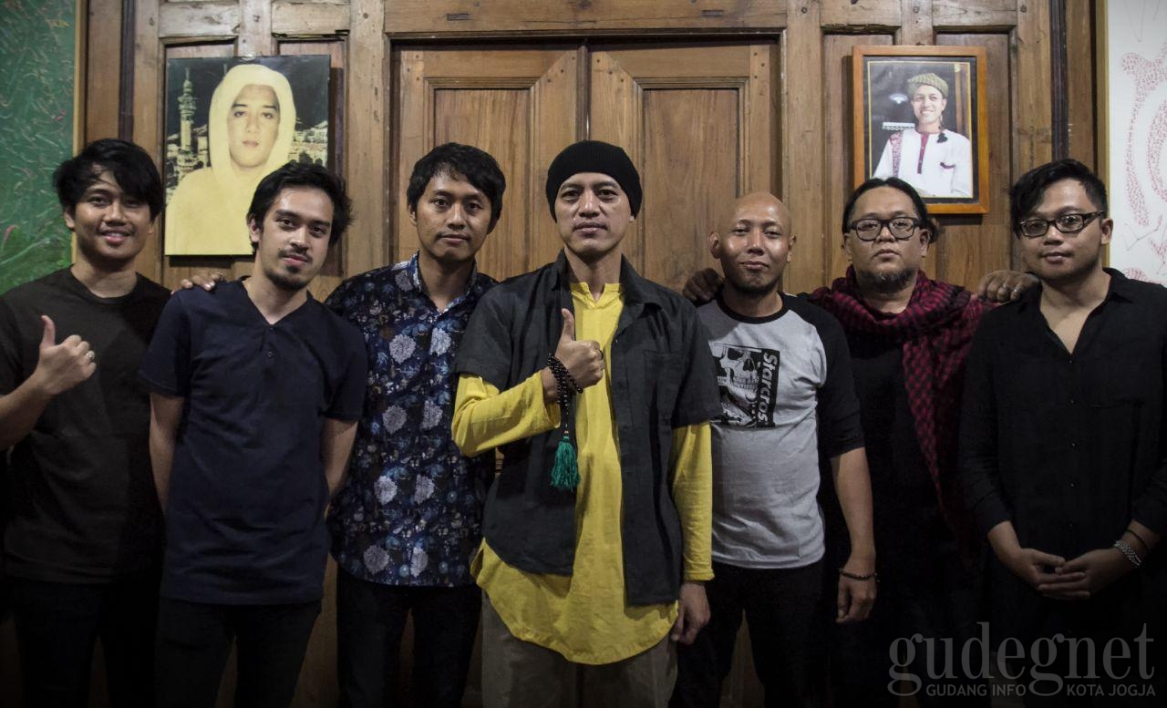 Rofa Band dan Gus Fuad, Sebarkan Dakwah Melalui Musik Rofa Band dan Gus Fuad, Sebarkan Dakwah Melalui Musik