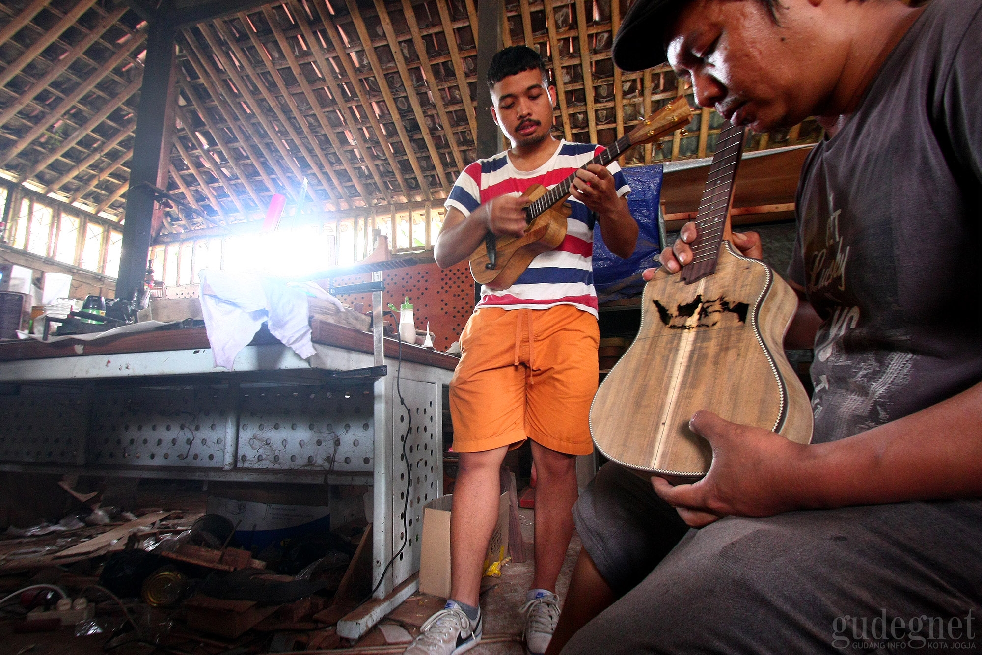 Ukulele Bantul, Bahan Lokal Tembus Pasar Internasional Ukulele Bantul, Bahan Lokal Tembus Pasar Internasional