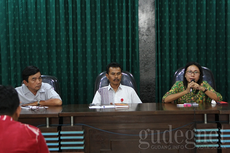 Keberatan Terhadap Isi Berita, Datangi KPID Keberatan Terhadap Isi Berita, Datangi KPID