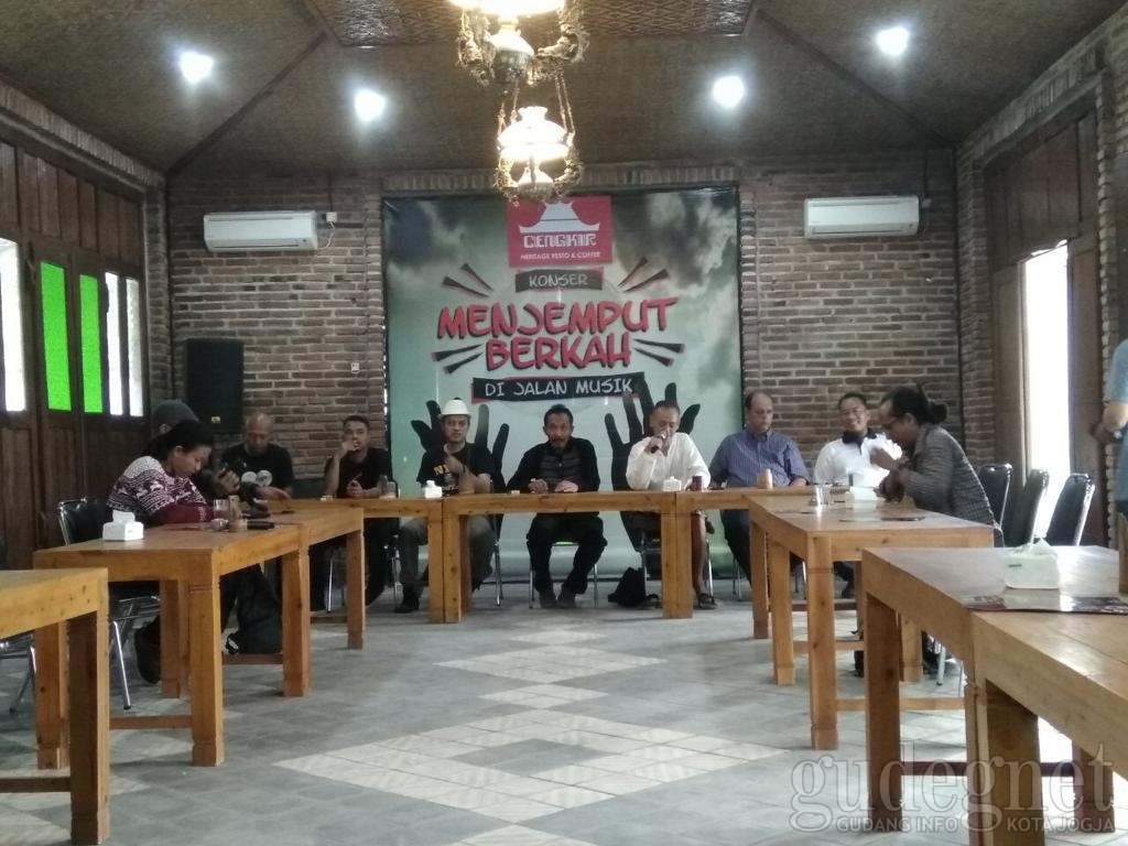 Cengkir Akan Gelar Konser “Menjemput Berkah”, Dimeriahkan Sederet Musisi Jogja Cengkir Akan Gelar Konser “Menjemput Berkah”, Dimeriahkan Sederet Musisi Jogja
