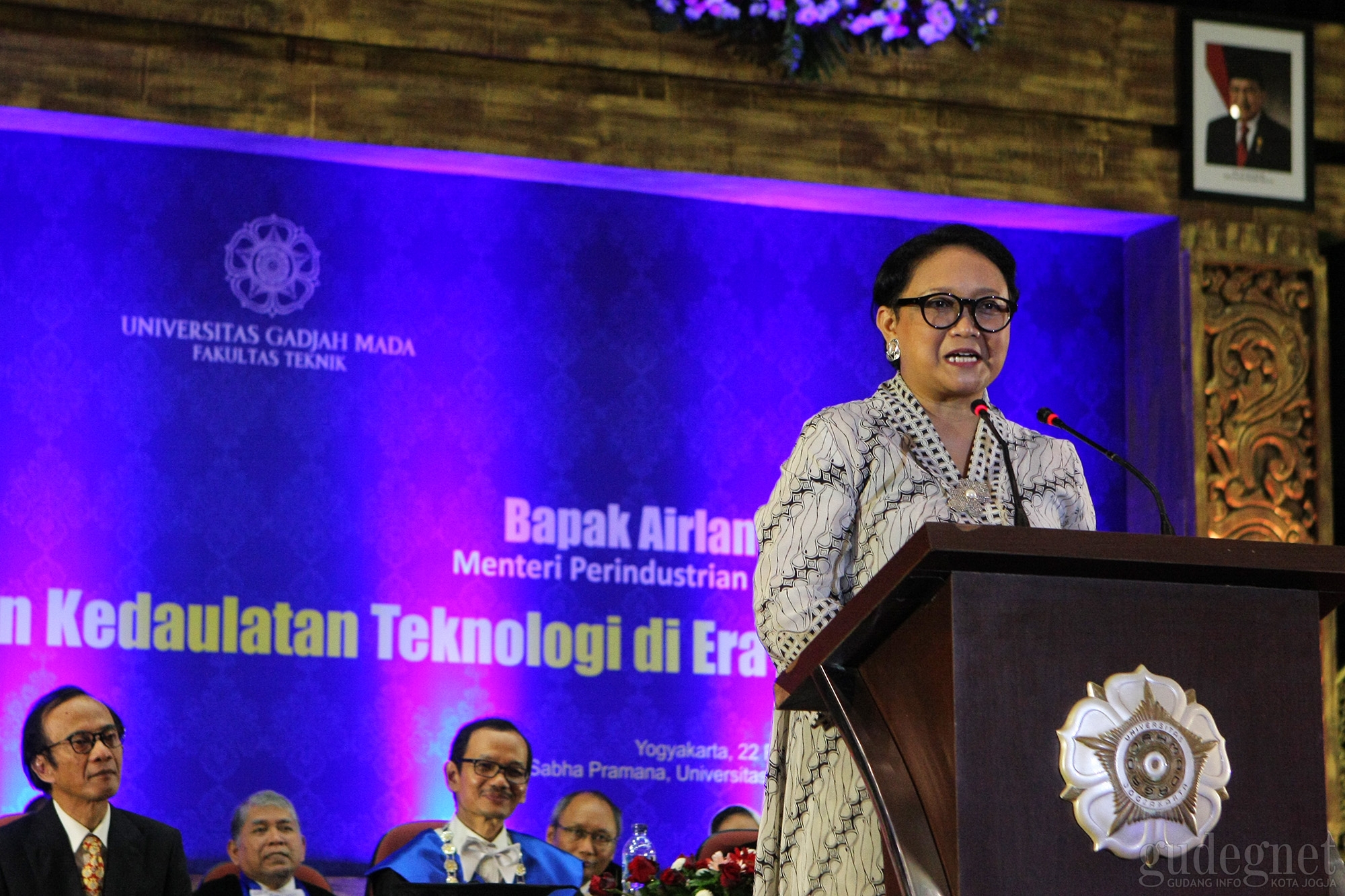 Menlu Retno: Indonesia sedang Berkampanye Menjadi Angota Dewan HAM PBB Menlu Retno: Indonesia sedang Berkampanye Menjadi Angota Dewan HAM PBB