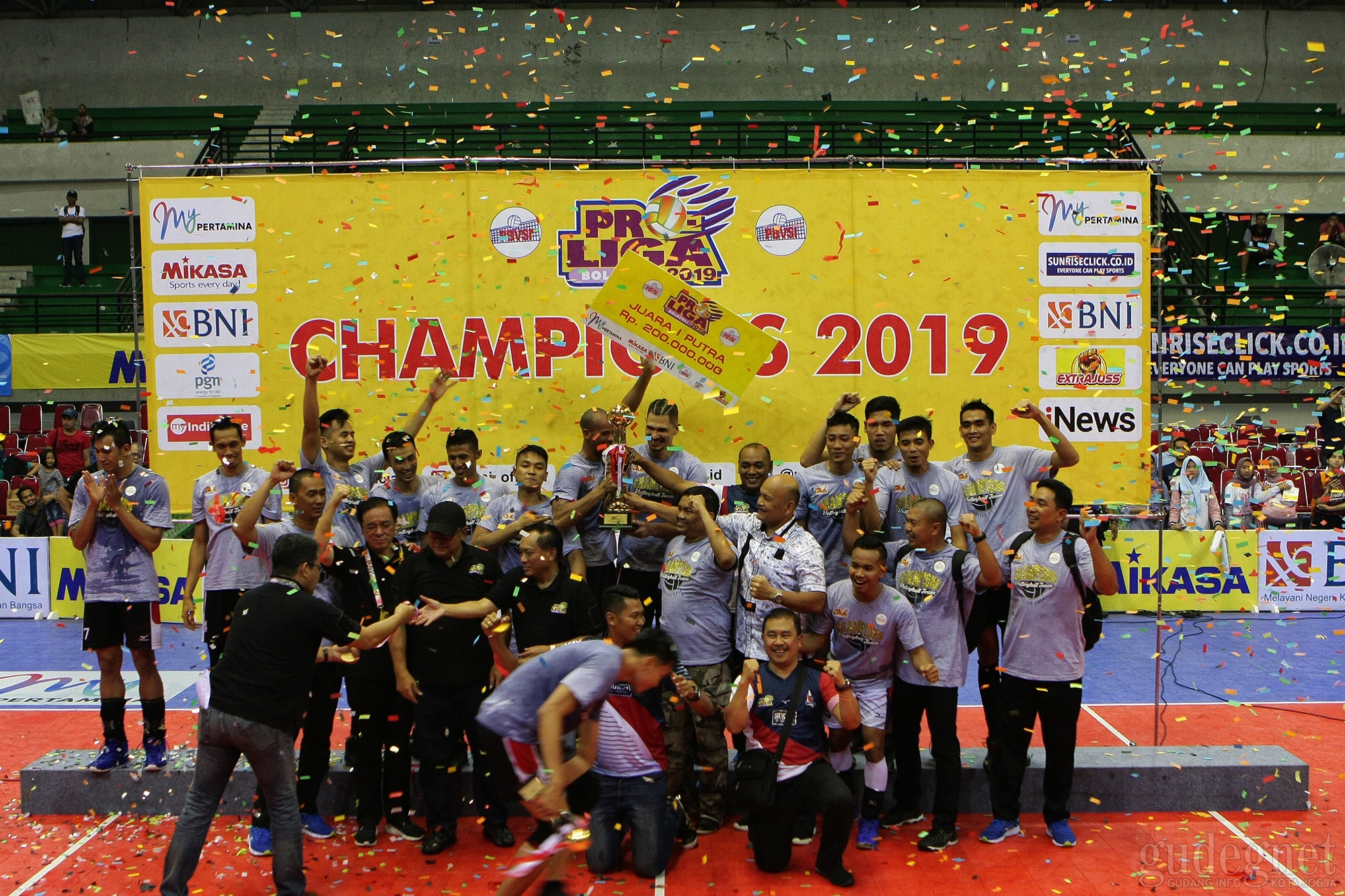 Tim Putra Surabaya Bhayangkara Samator Juarai Proliga 2019 Tim Putra Surabaya Bhayangkara Samator Juarai Proliga 2019