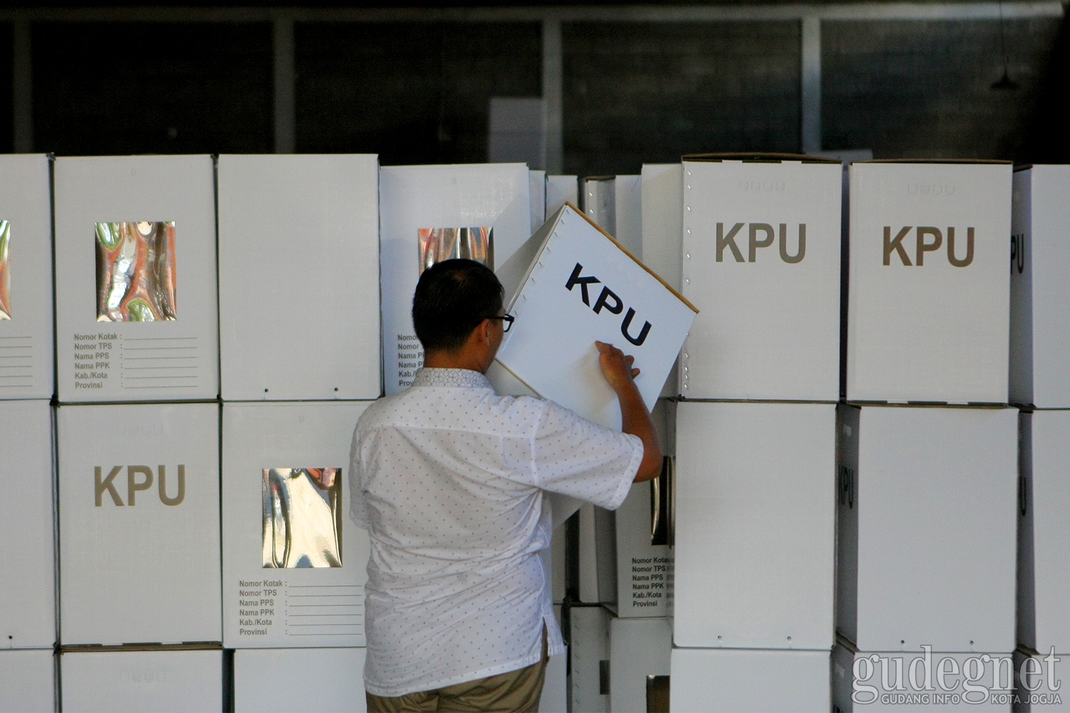 Peneliti UGM: Percakapan Golput di Medsos Paling Banyak di Jawa Peneliti UGM: Percakapan Golput di Medsos Paling Banyak di Jawa
