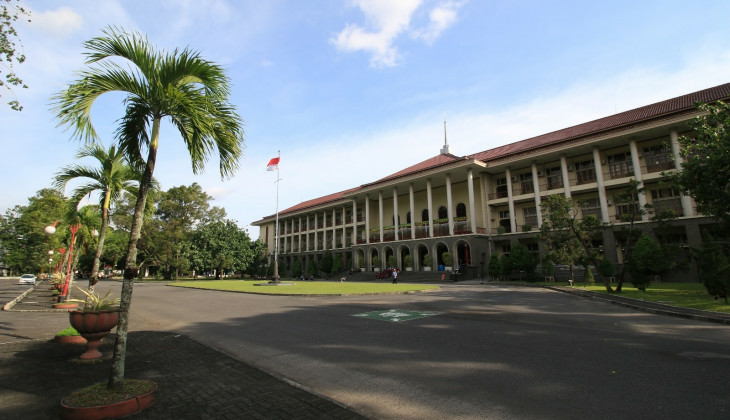 1.728 Calon Maba Diterima UGM Lewat SNMPTN 1.728 Calon Maba Diterima UGM Lewat SNMPTN