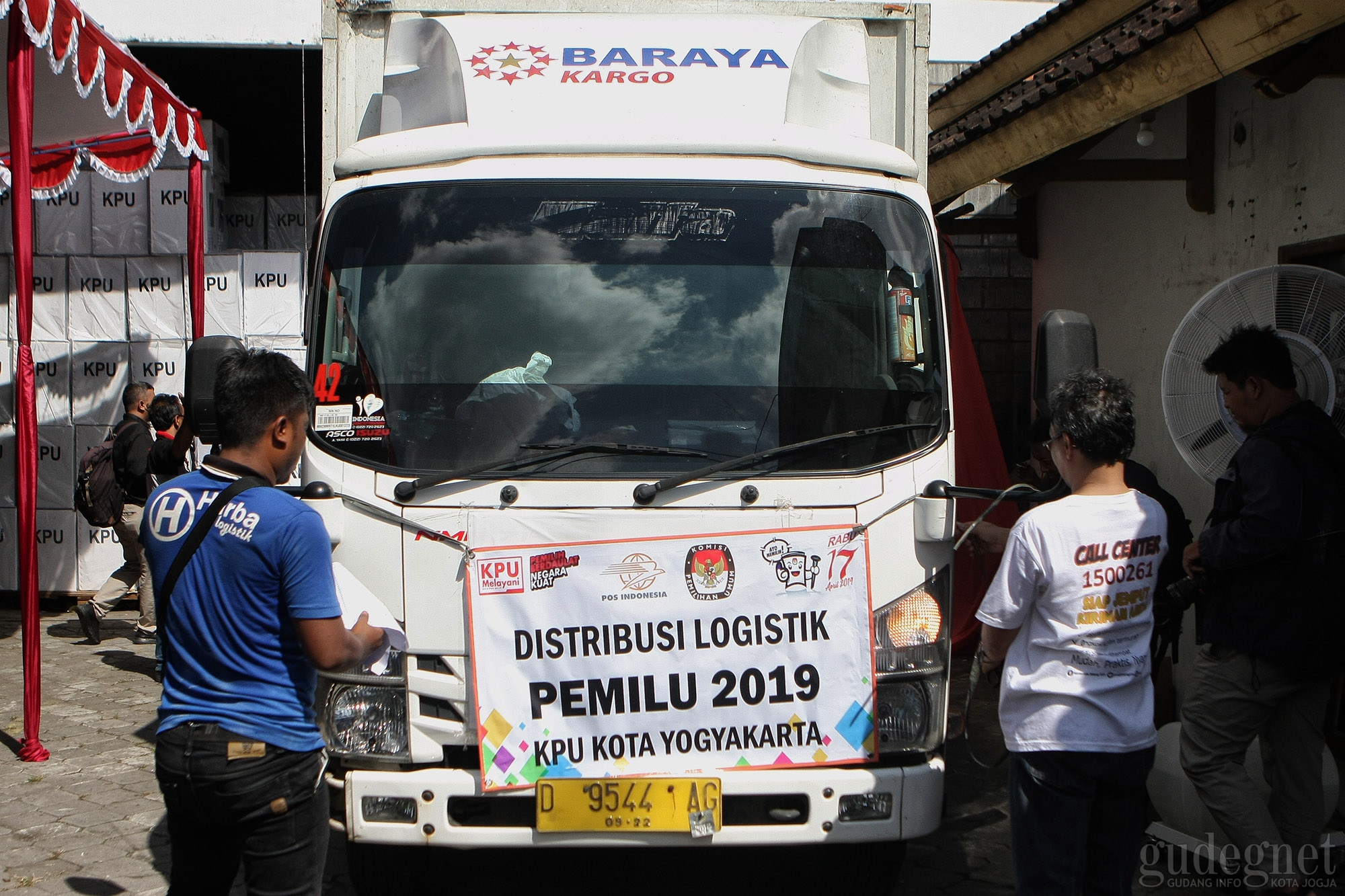 KPU Kota Yogyakarta Mulai Distribusikan Logistik Pemilu 2019 KPU Kota Yogyakarta Mulai Distribusikan Logistik Pemilu 2019