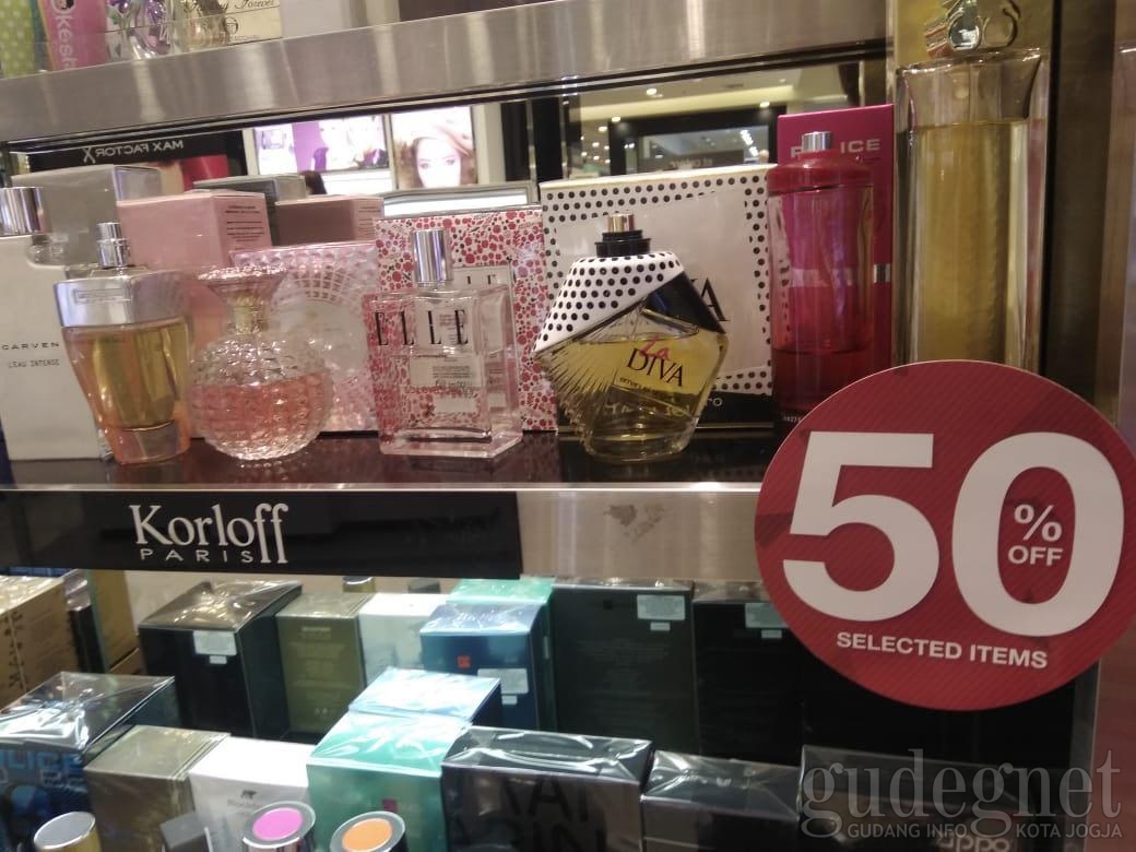 Centro Hadirkan Program 'Beauty Tribute', Diskon Hingga 50% Centro Hadirkan Program 'Beauty Tribute', Diskon Hingga 50%
