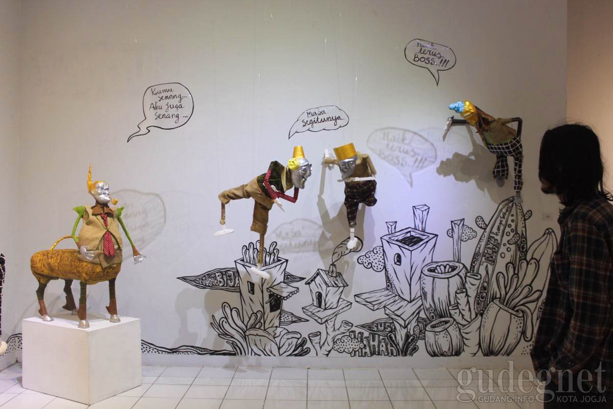 Ada Boneka Berdialog di Pameran ‘Bakulan’ Ada Boneka Berdialog di Pameran ‘Bakulan’