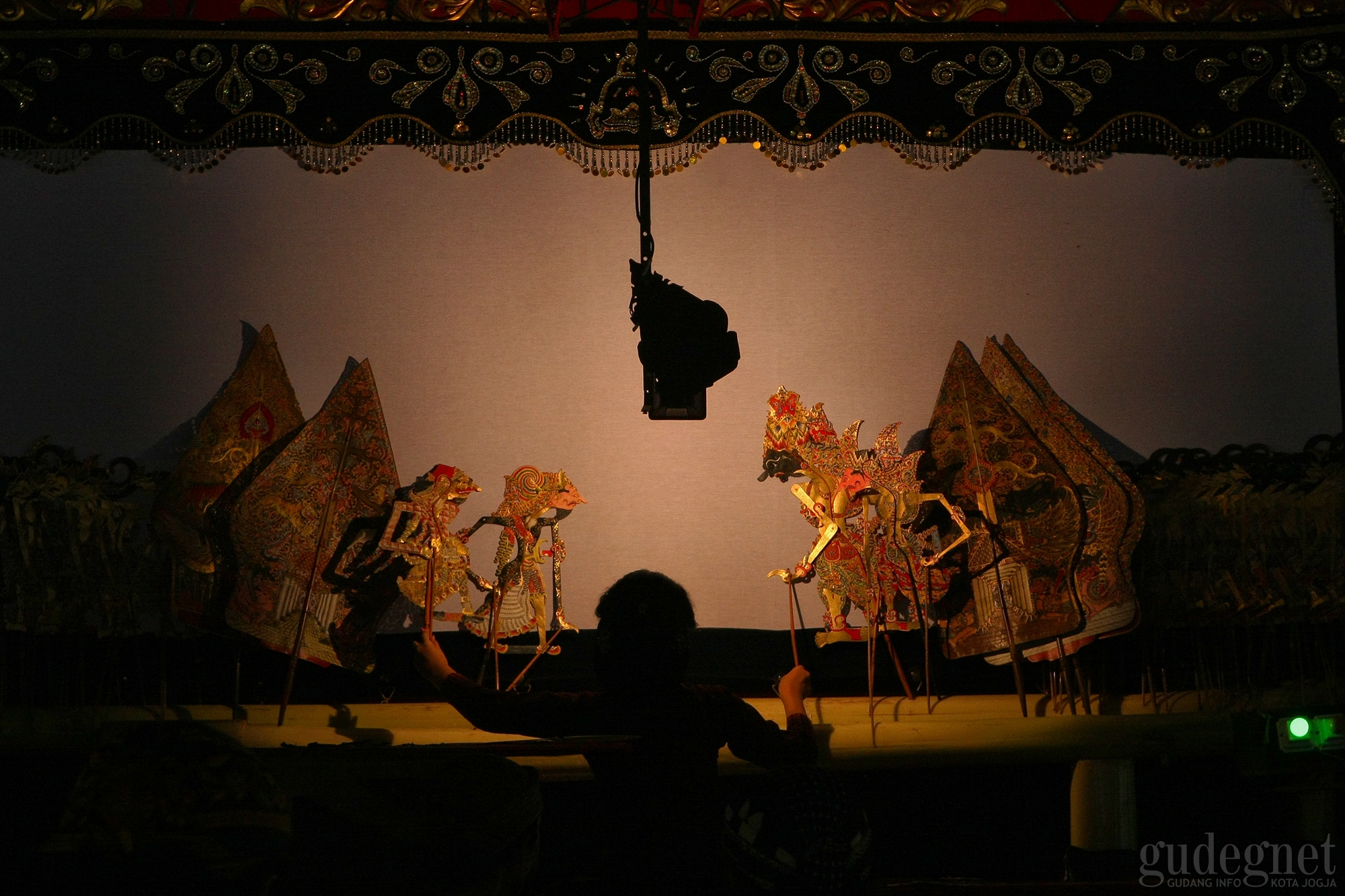 Nguri-Nguri Budaya Jawa, UNY Gelar Festival Dalang Cilik Nguri-Nguri Budaya Jawa, UNY Gelar Festival Dalang Cilik